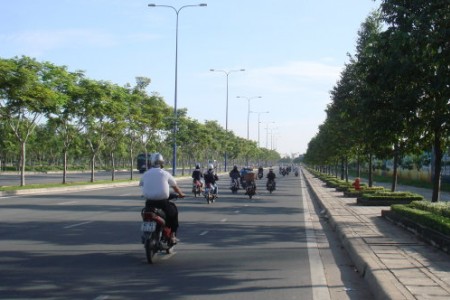Hệ thống chiếu sáng Đại Lộ Mai Chí Thọ - TP.HCM ( Đại lộ Đông Tây)